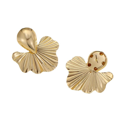 Vintage Punk Style Maple Leaf Stud Earrings for Women