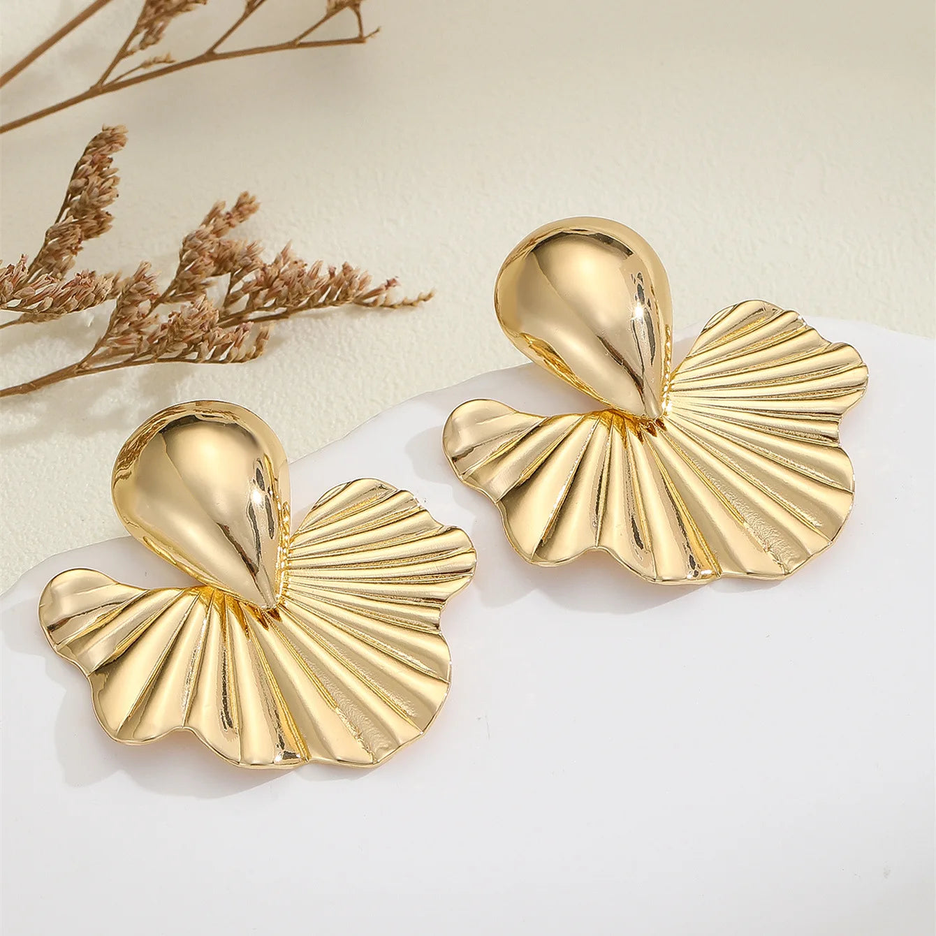 Vintage Punk Style Maple Leaf Stud Earrings for Women