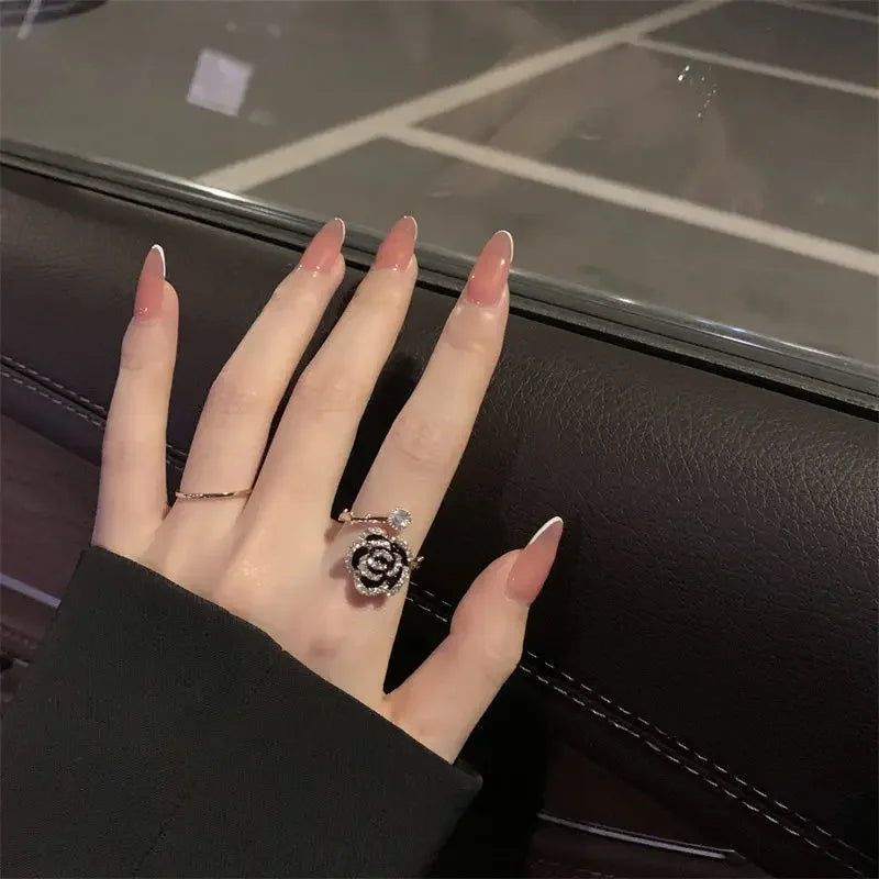 Korean Black Rose Shaped Metal Opening Ring for Women