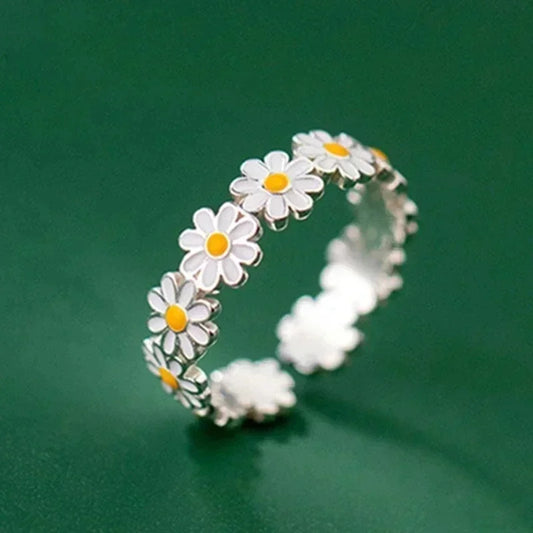 Vintage Daisy Ring for Women